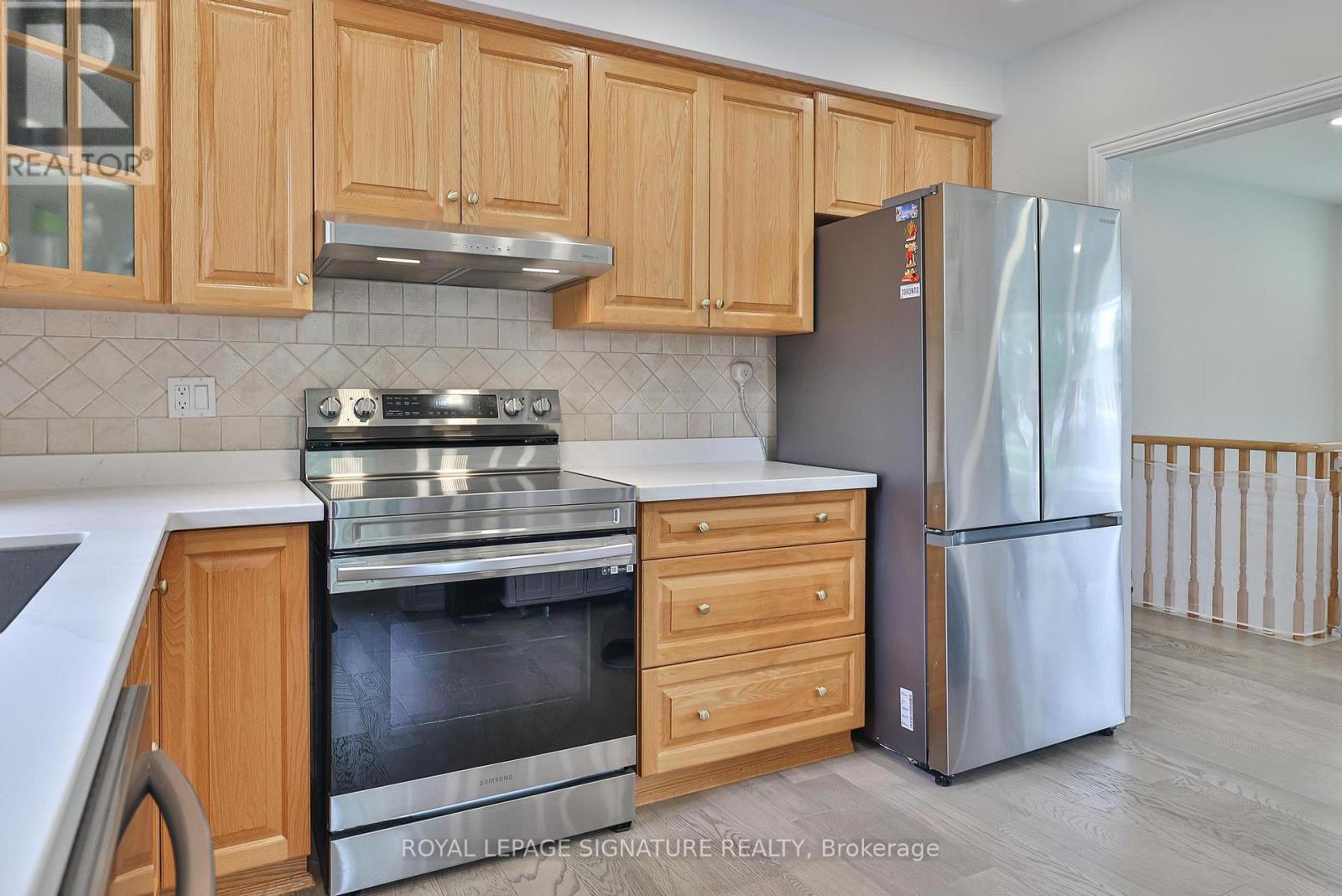 89 Thistle Down Boulevard, Toronto, Ontario  M9V 1J3 - Photo 15 - W12140914