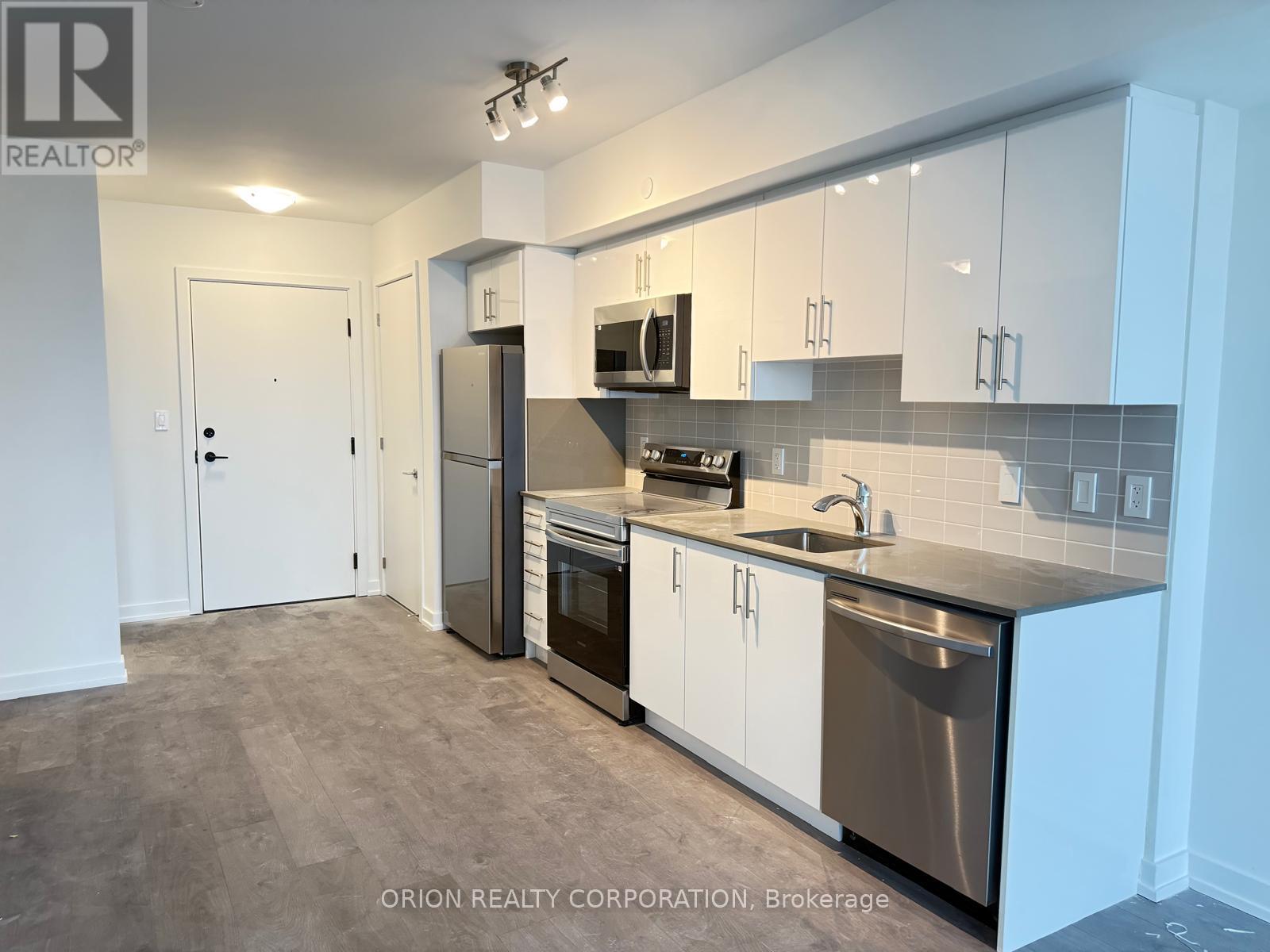 513 - 556 Marlee Avenue, Toronto, Ontario  M6B 0B1 - Photo 4 - W12140967