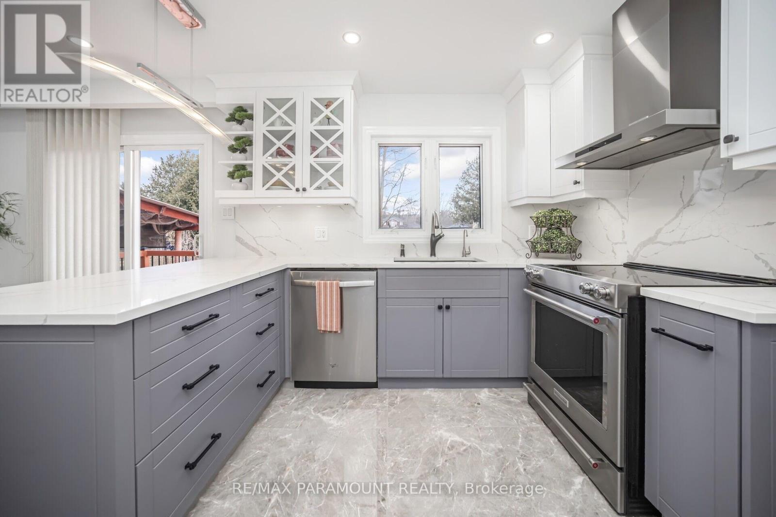 7 Walker Road E, Caledon, Ontario  L7C 1G8 - Photo 17 - W12136260