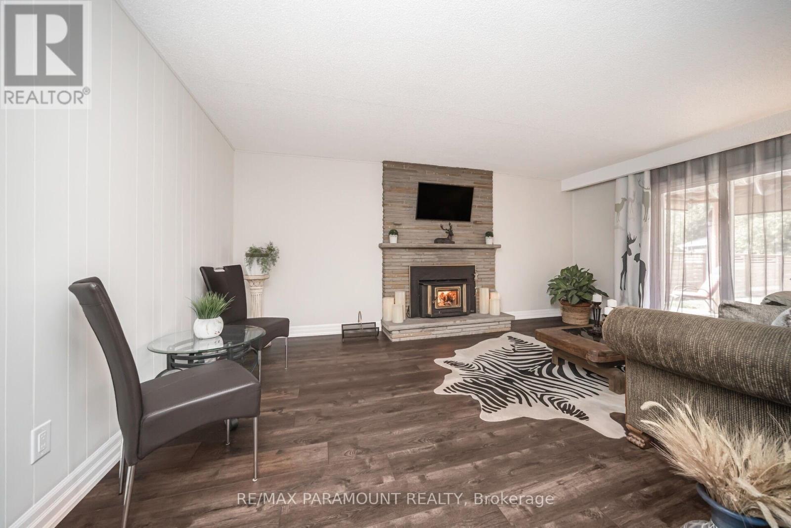 7 Walker Road E, Caledon, Ontario  L7C 1G8 - Photo 38 - W12136260