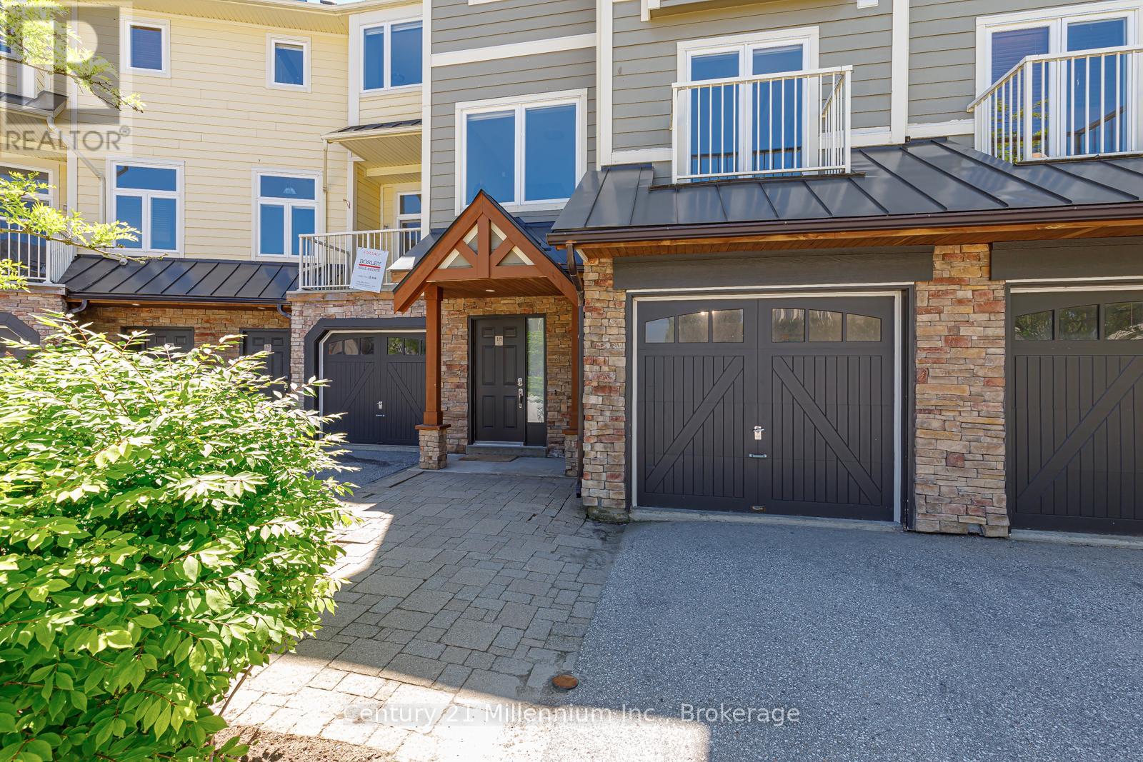 18 - 104 Farm Gate Road, Blue Mountains, Ontario  L9Y 3Z2 - Photo 4 - X12141079