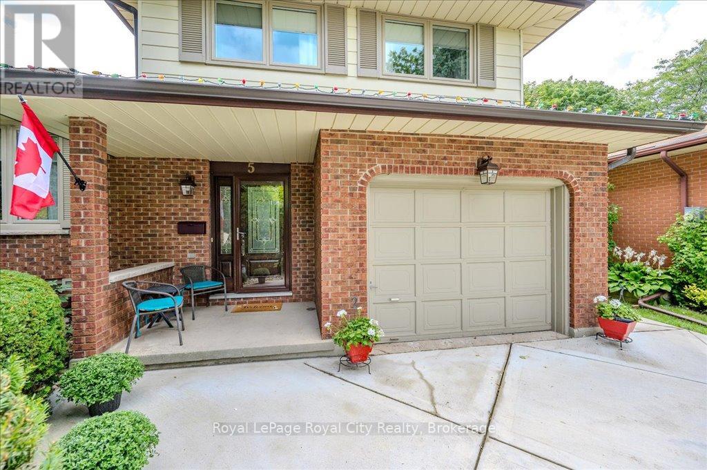 Property at 5 CABOT COURT image 3