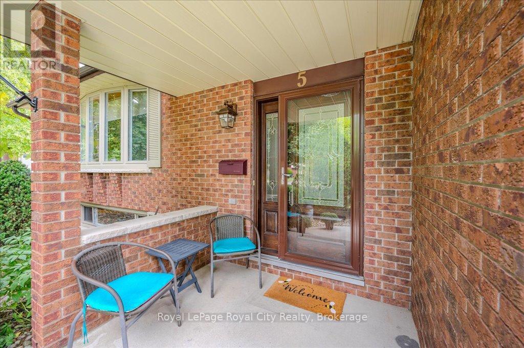 Property at 5 CABOT COURT image 4