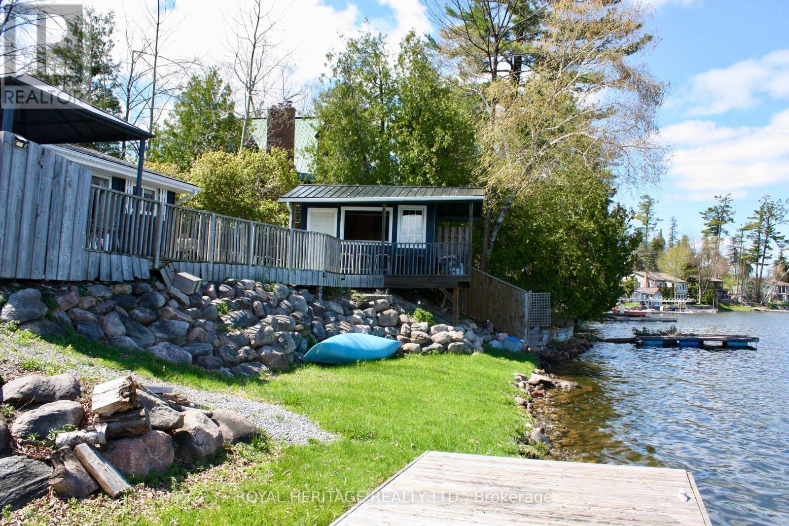 Property at 837 FIFE'S BAY MARINA LANE image 2