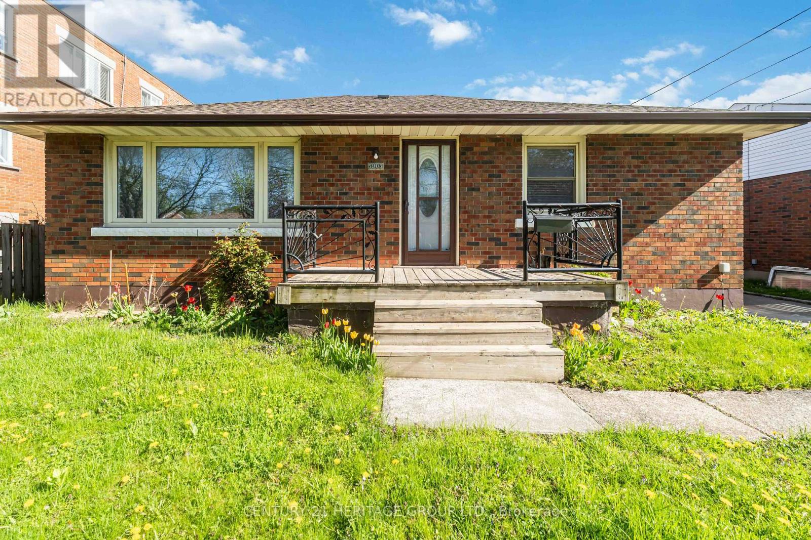 Property at 5905 VALLEY WAY image 1