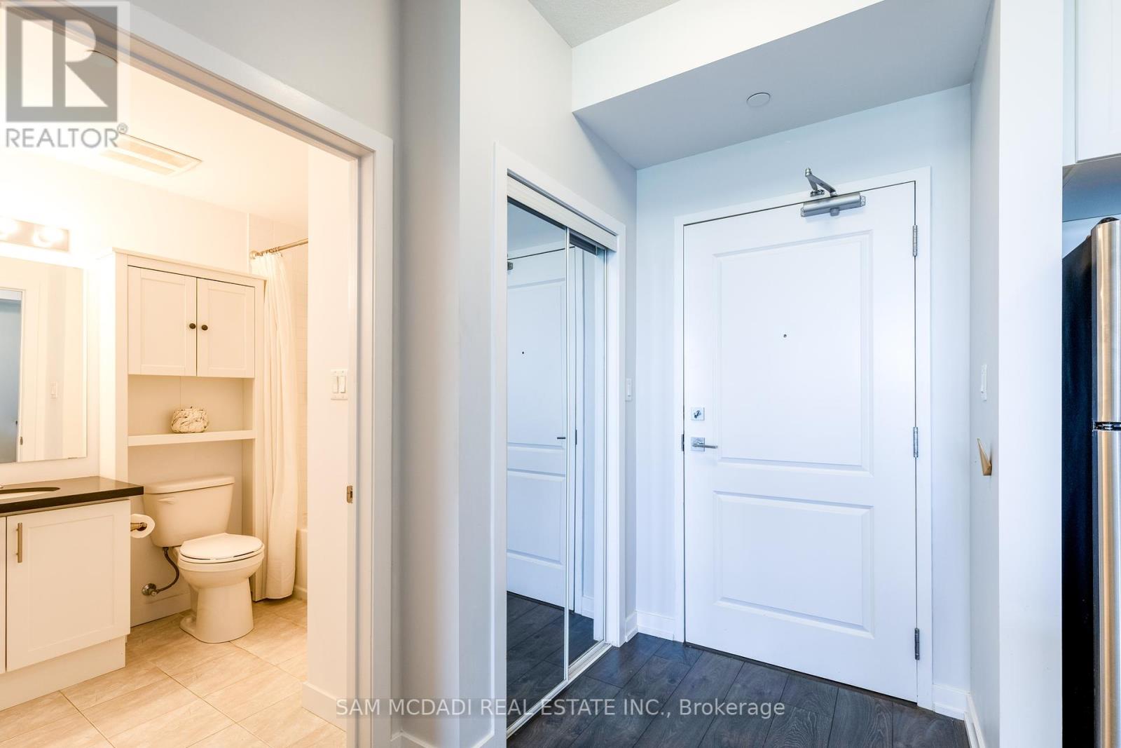 207 - 101 Shoreview Place, Hamilton, Ontario  L8E 0K2 - Photo 15 - X12141010