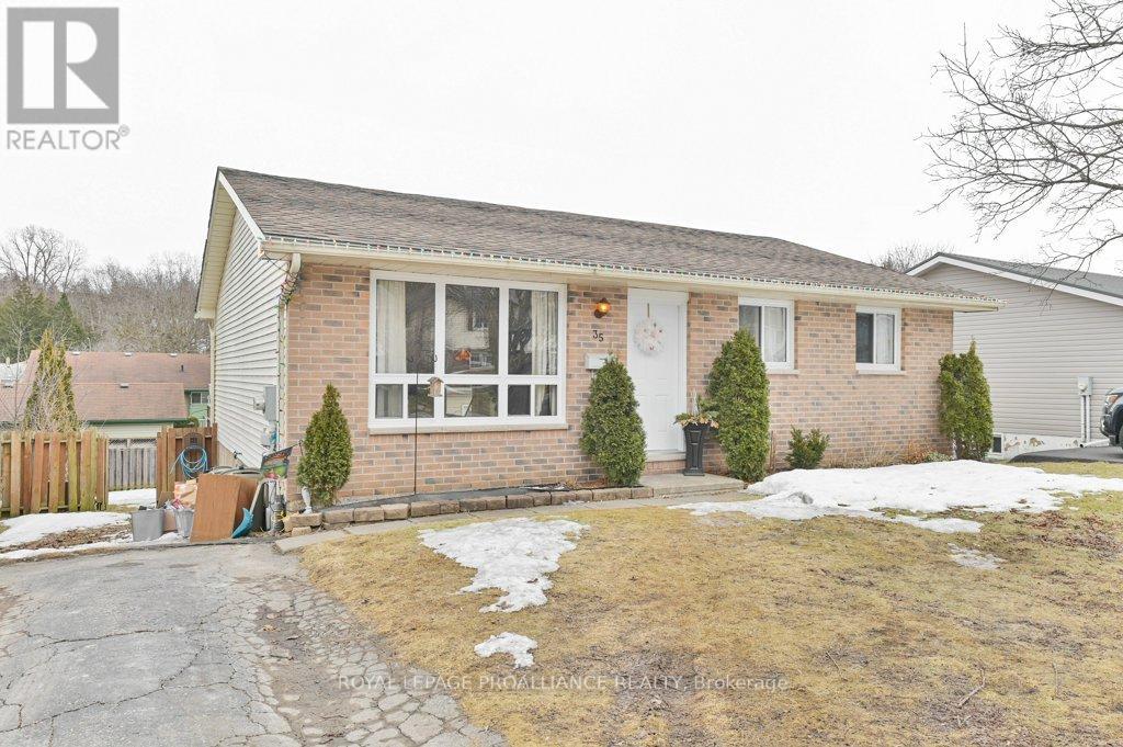 Property at 35 VAN ALSTINE DRIVE image 1