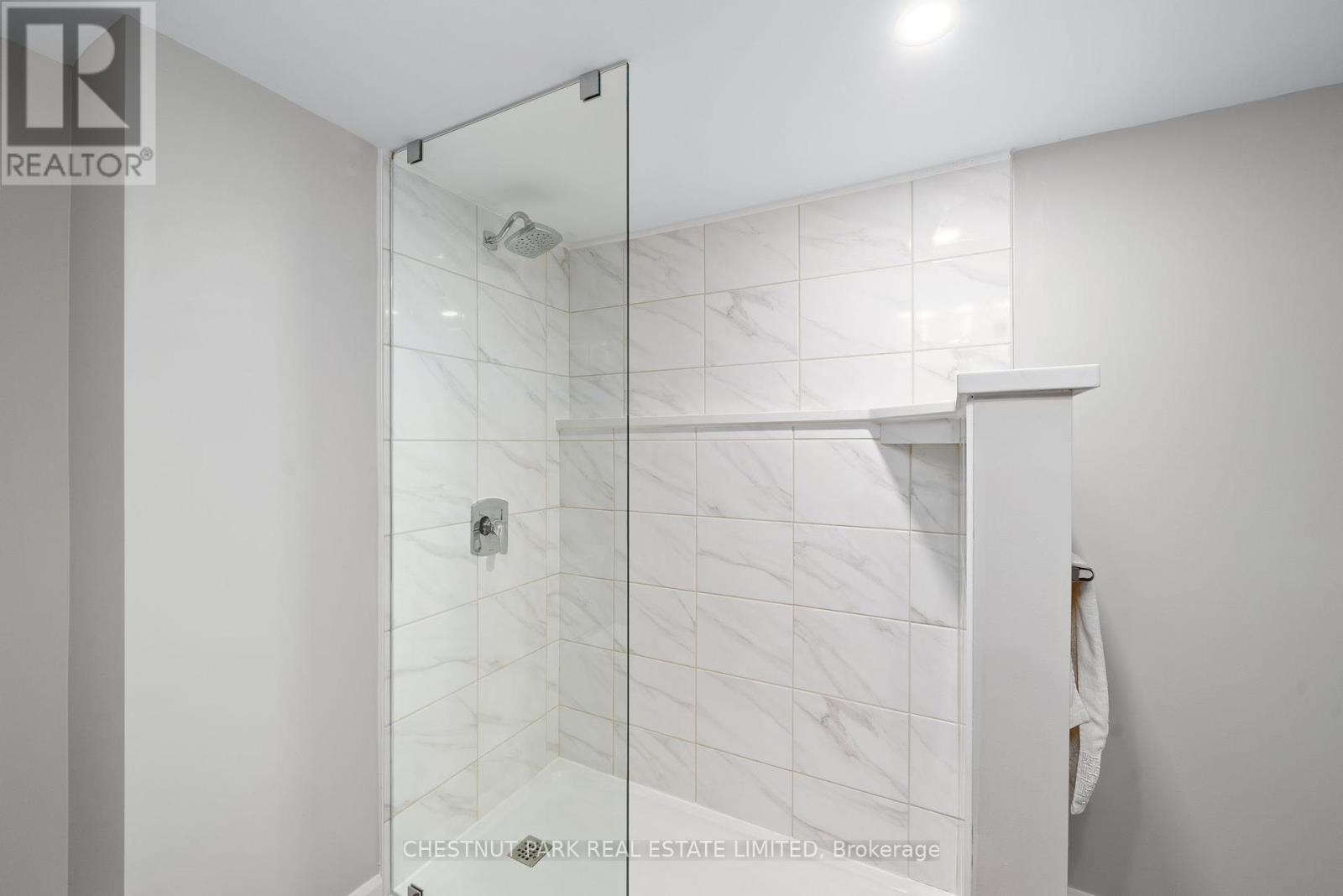 85 Smiths Bay Avenue, Prince Edward County, Ontario  K0K 2T0 - Photo 31 - X12141089