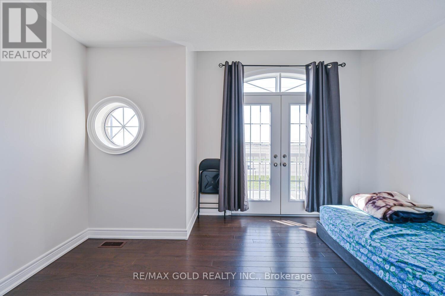 27 Enclave Trail, Brampton, Ontario  L6R 0B3 - Photo 34 - W12135252