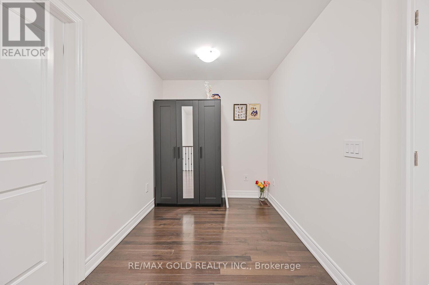 27 Enclave Trail, Brampton, Ontario  L6R 0B3 - Photo 23 - W12135252