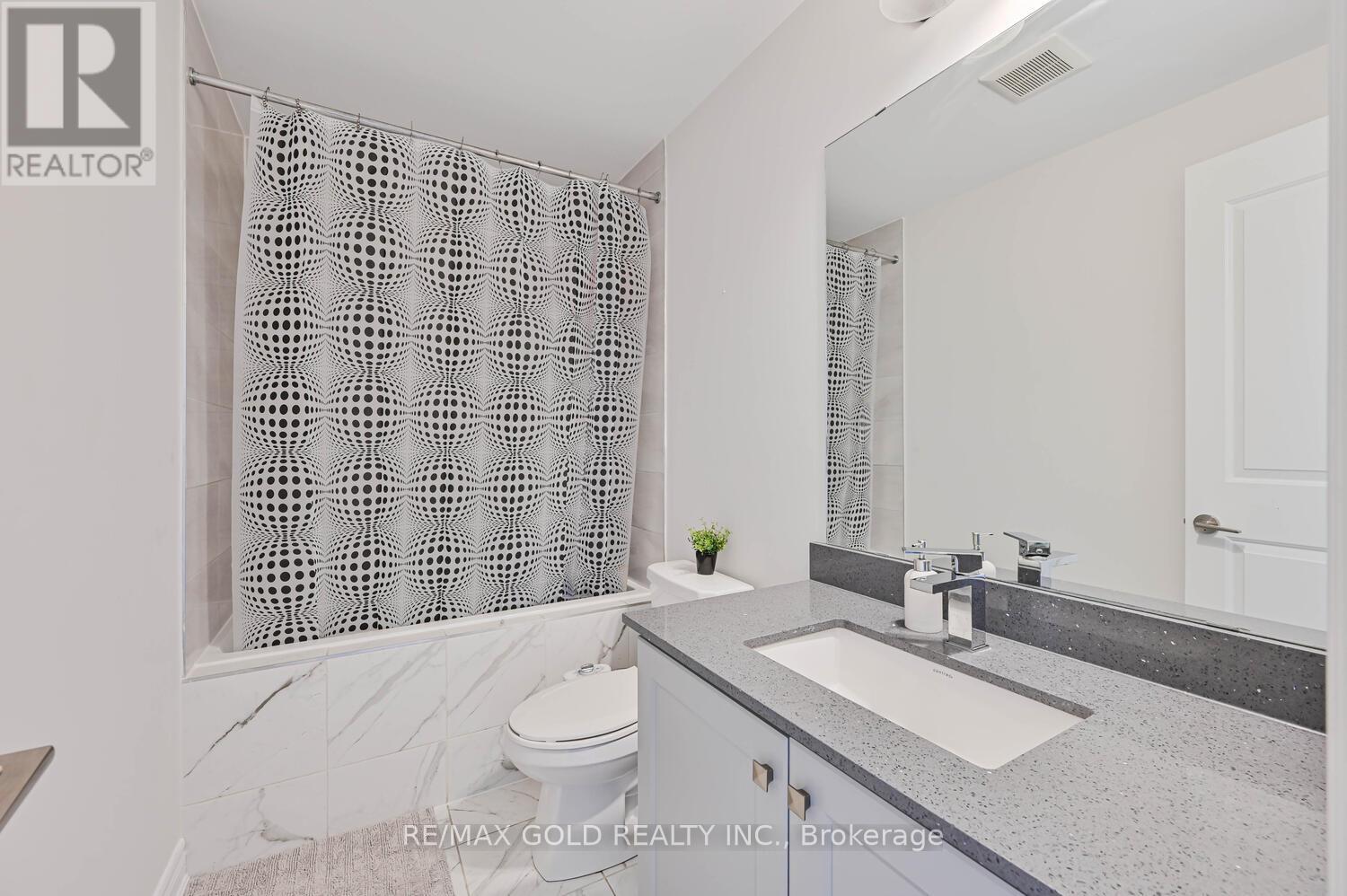 27 Enclave Trail, Brampton, Ontario  L6R 0B3 - Photo 40 - W12135252