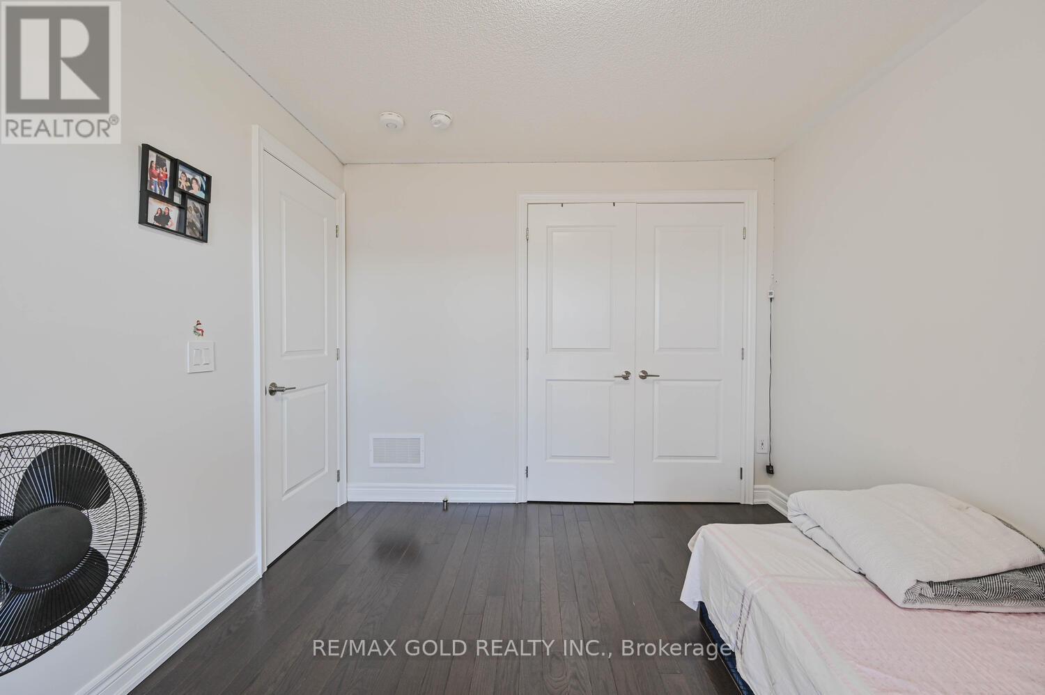 27 Enclave Trail, Brampton, Ontario  L6R 0B3 - Photo 37 - W12135252