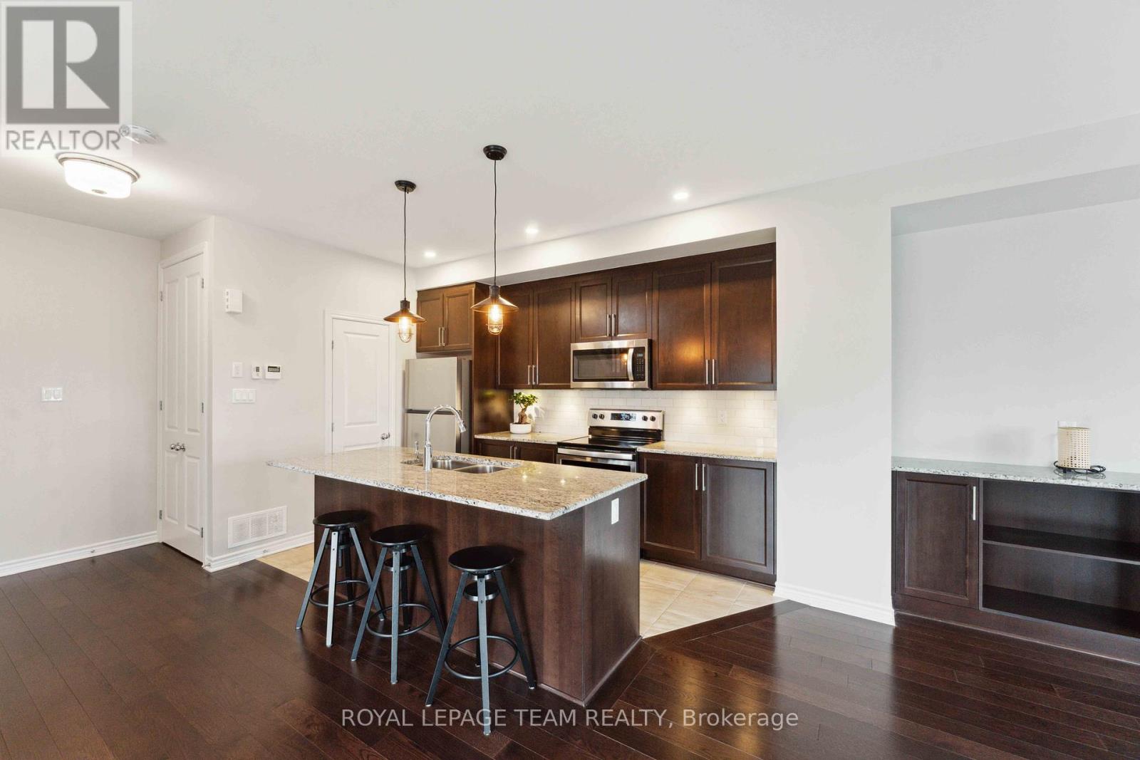 599 Cartographe Street, Ottawa, Ontario  K4A 3N6 - Photo 10 - X12141058