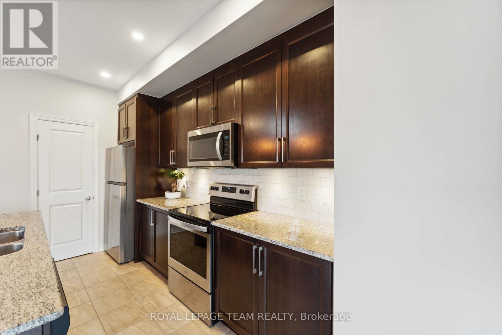 599 Cartographe Street, Ottawa, Ontario  K4A 3N6 - Photo 11 - X12141058