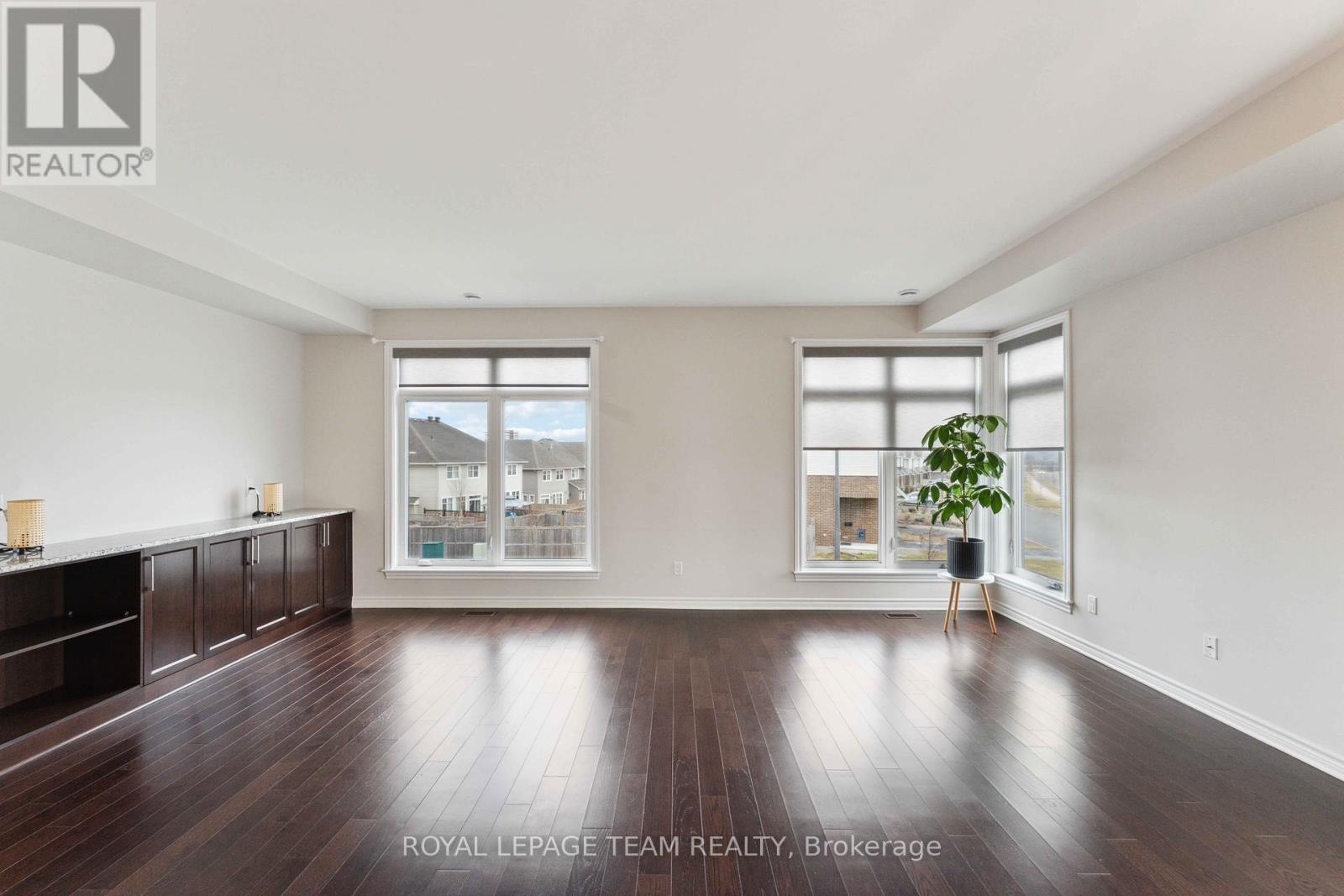 599 Cartographe Street, Ottawa, Ontario  K4A 3N6 - Photo 14 - X12141058