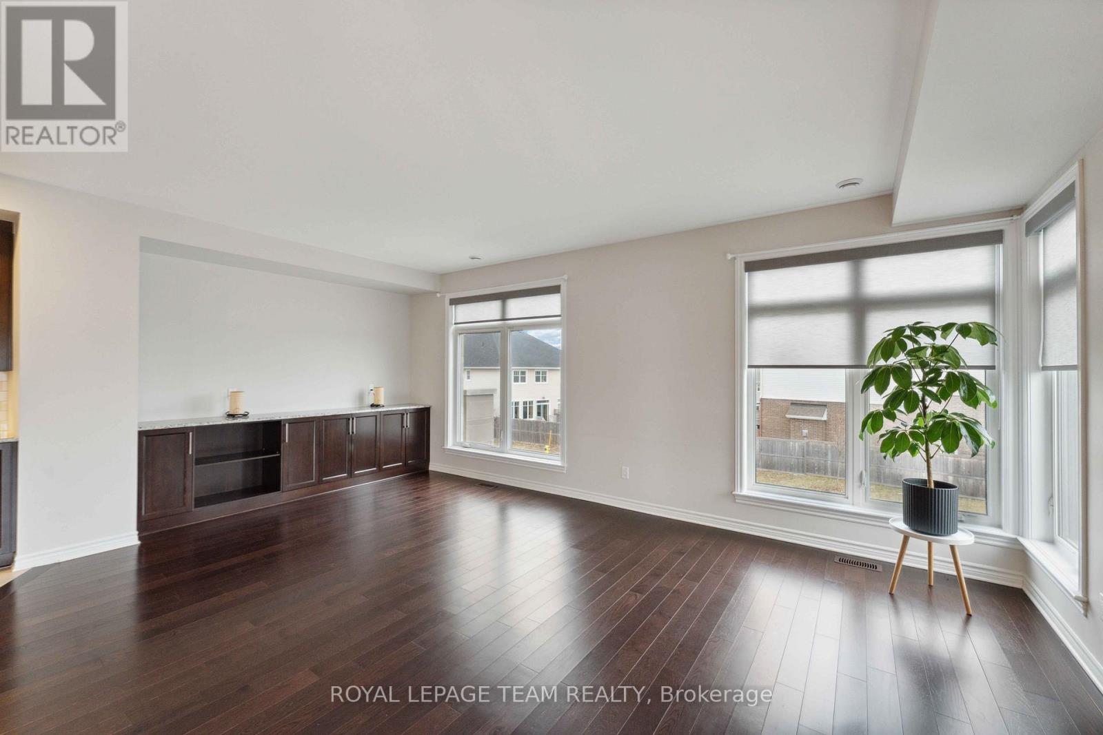 599 Cartographe Street, Ottawa, Ontario  K4A 3N6 - Photo 16 - X12141058