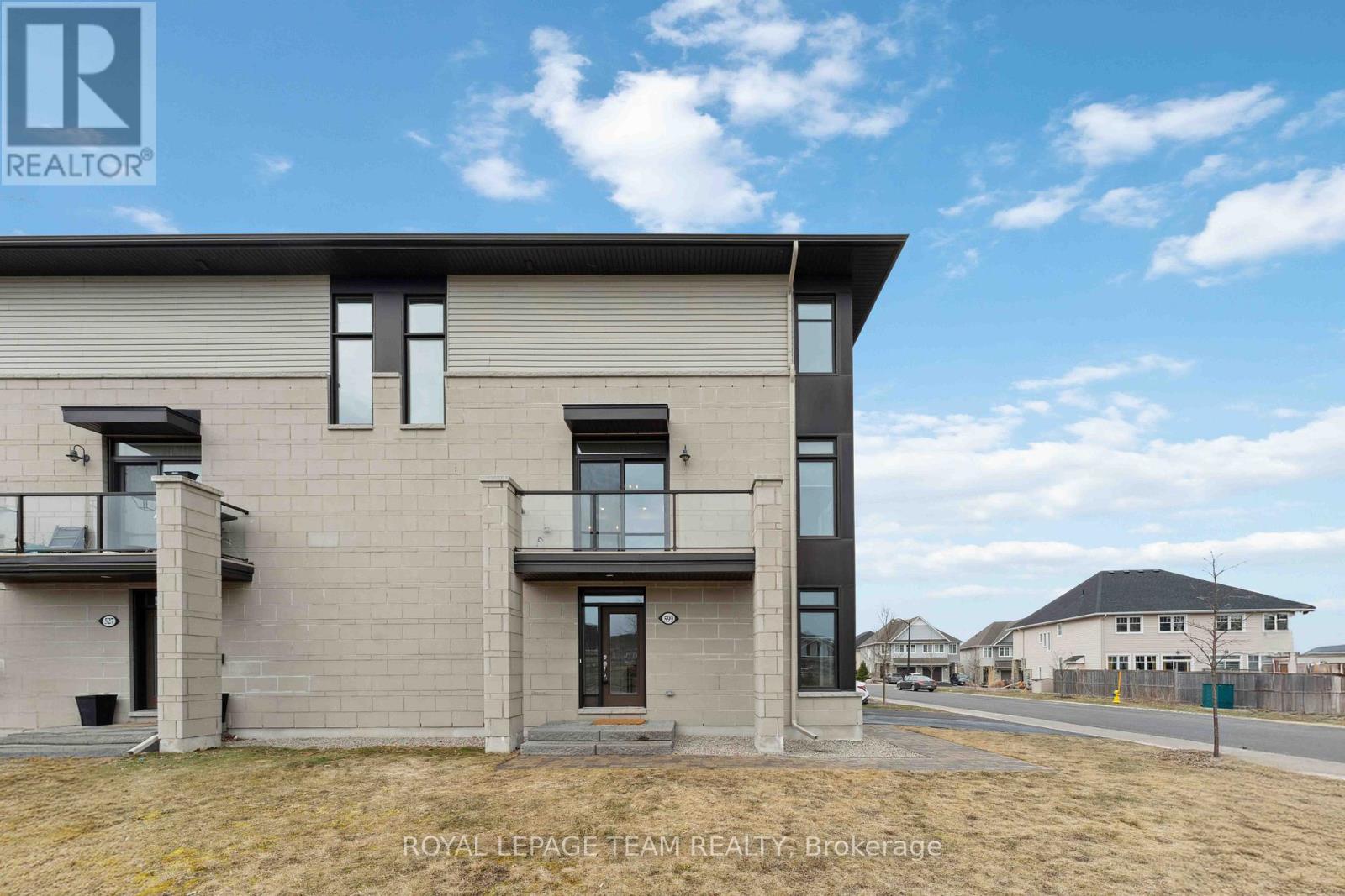 599 Cartographe Street, Ottawa, Ontario  K4A 3N6 - Photo 3 - X12141058