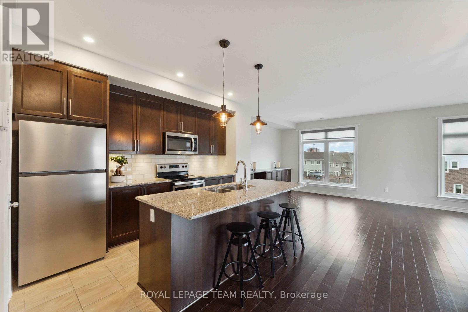 599 Cartographe Street, Ottawa, Ontario  K4A 3N6 - Photo 9 - X12141058