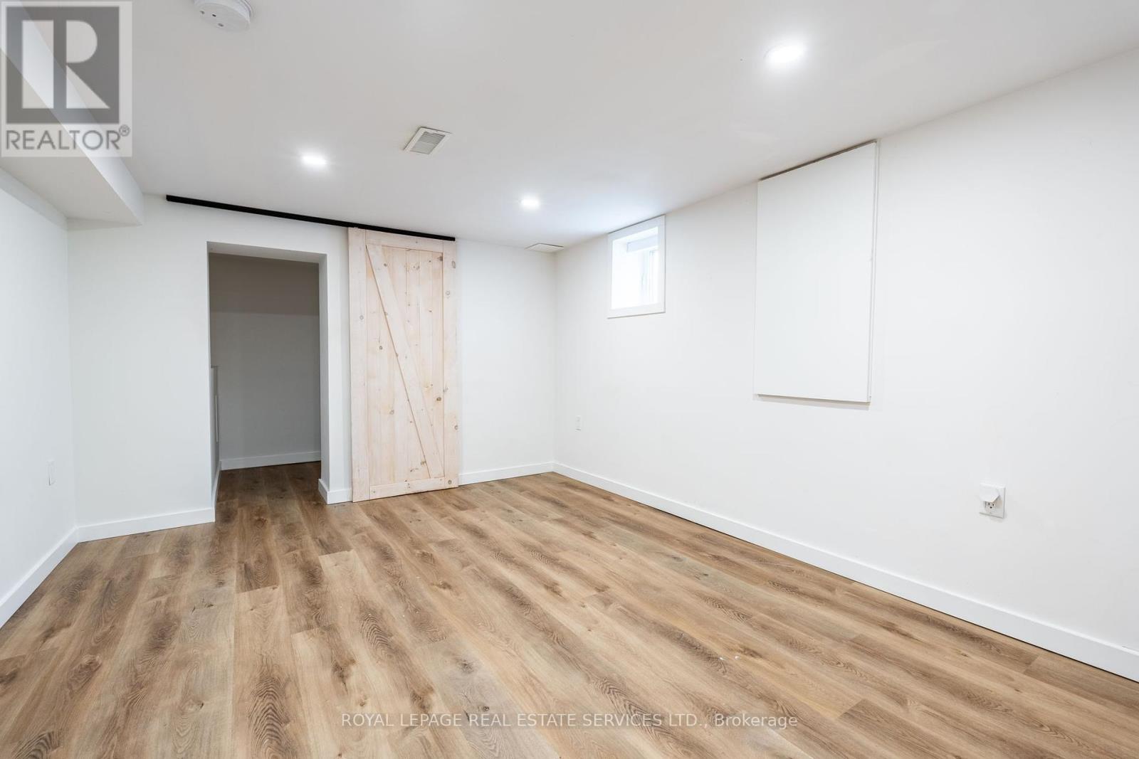 182 Cloverdale Avenue, Hamilton, Ontario  L8K 4M3 - Photo 45 - X12127274