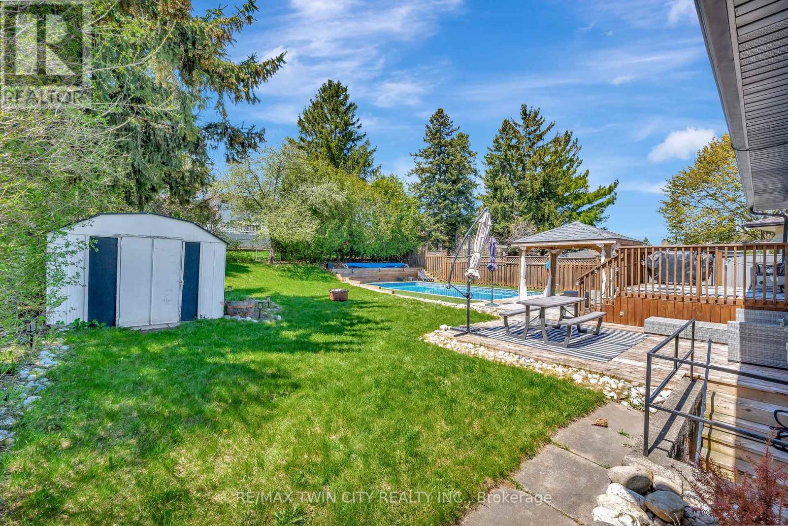 11 Glen Park Crescent, Kitchener, Ontario  N2N 1G1 - Photo 35 - X12069716