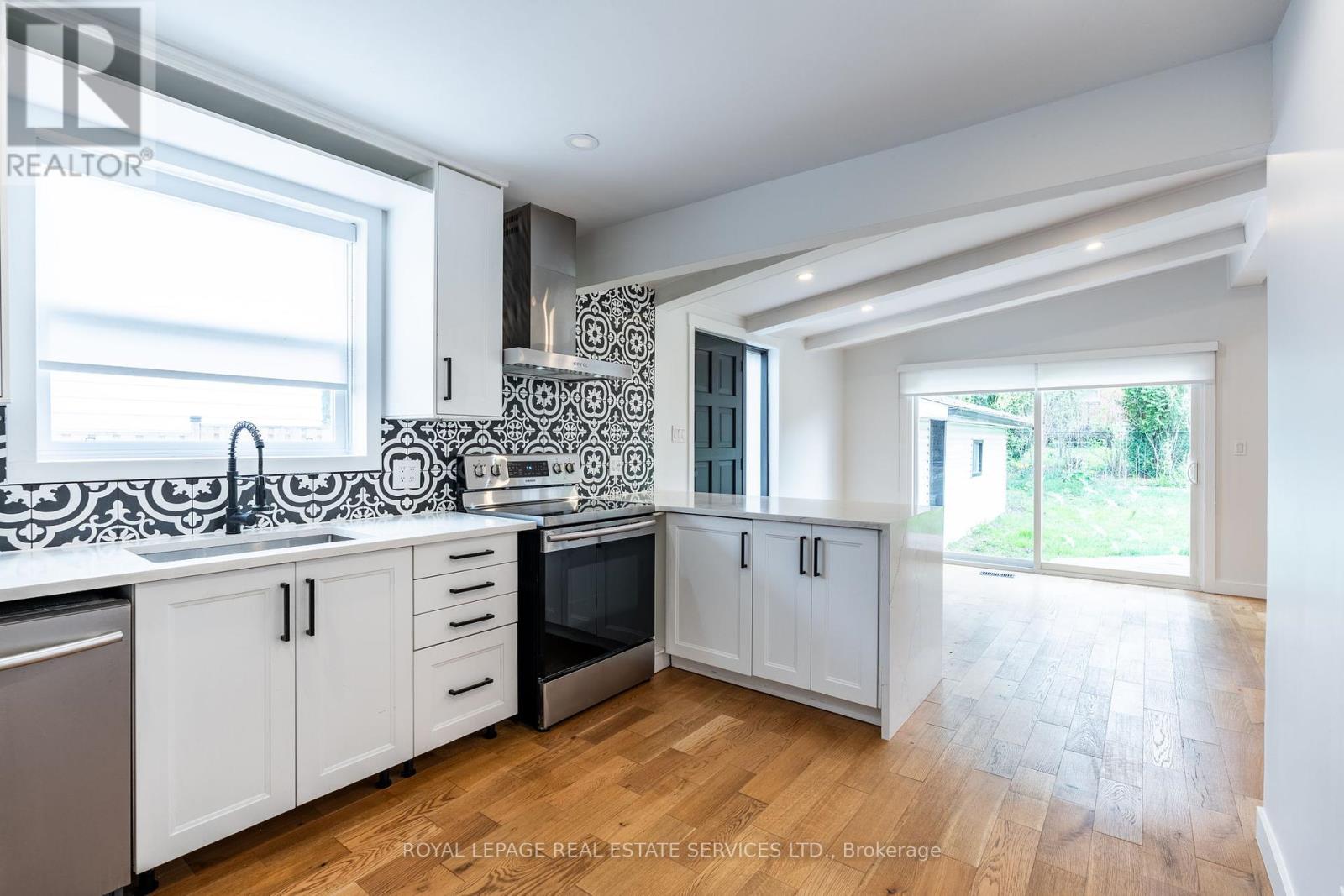 Property at 182 CLOVERDALE AVENUE image 4