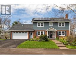 33 St Claire Avenue