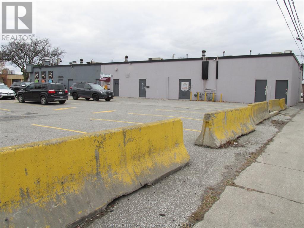 501-541 Erie St E + 1014-1018 Howard, Windsor, Ontario  N9A 3X8 - Photo 3 - 25011759