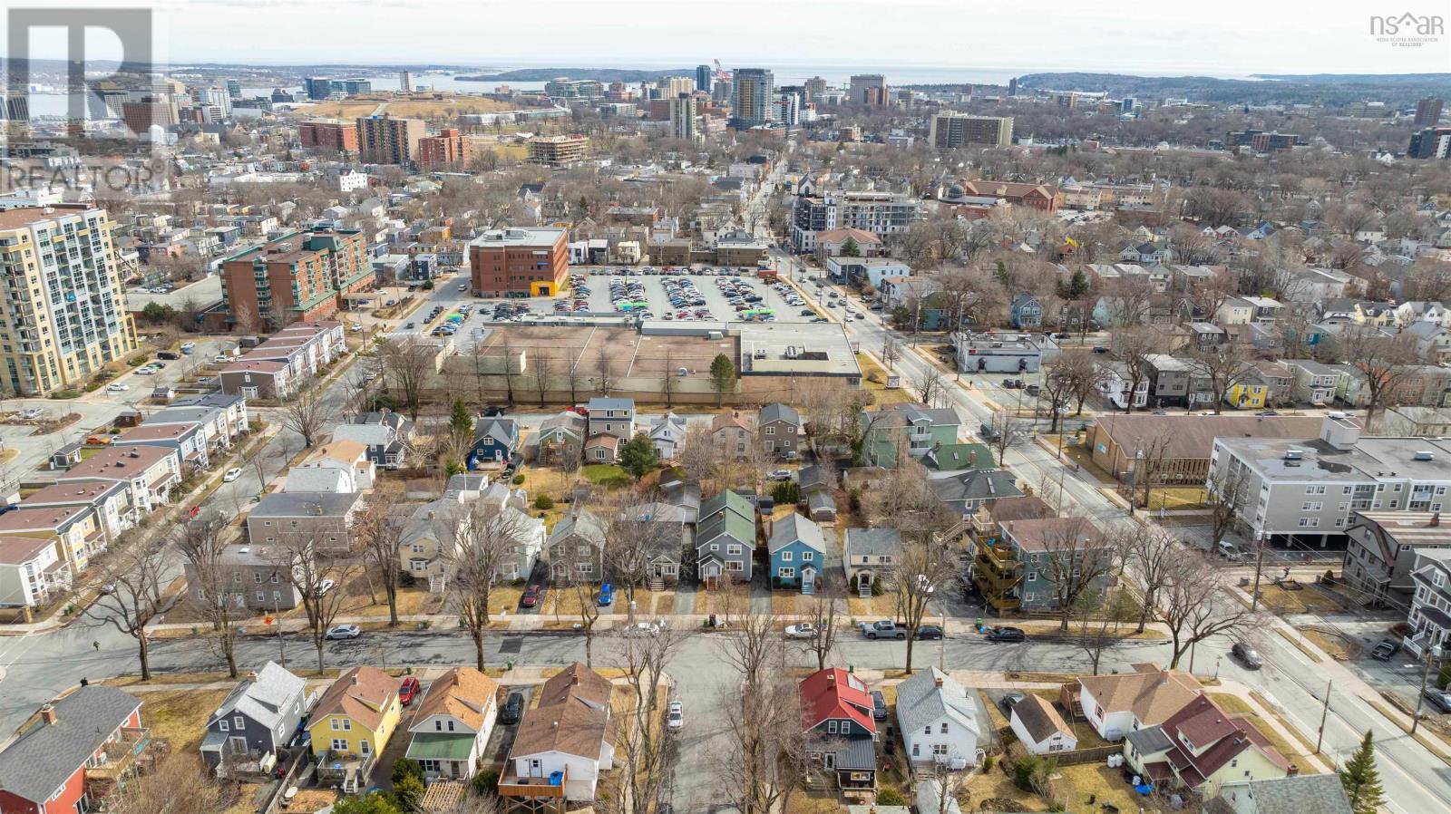 6188 Windsor Terrace, Halifax, Nova Scotia  B3K 1S4 - Photo 35 - 202507206