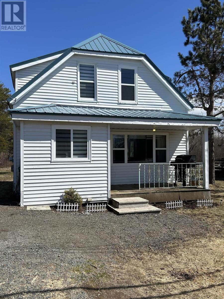 36 Cowan, Springhill, Nova Scotia  B0M 1X0 - Photo 1 - 202508260