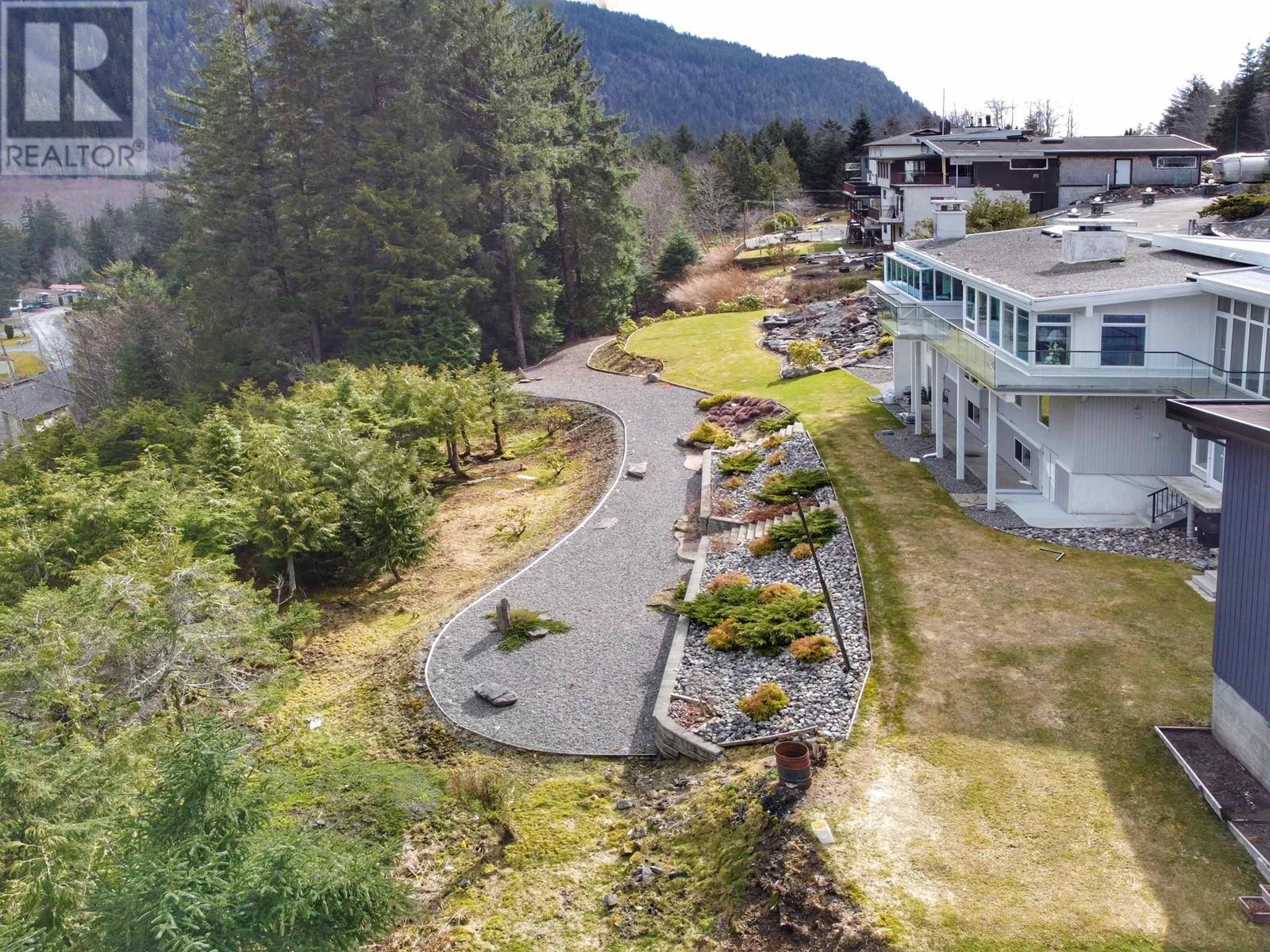 931-933 Summit Avenue, Prince Rupert, British Columbia  V8J 2A2 - Photo 3 - R3000326