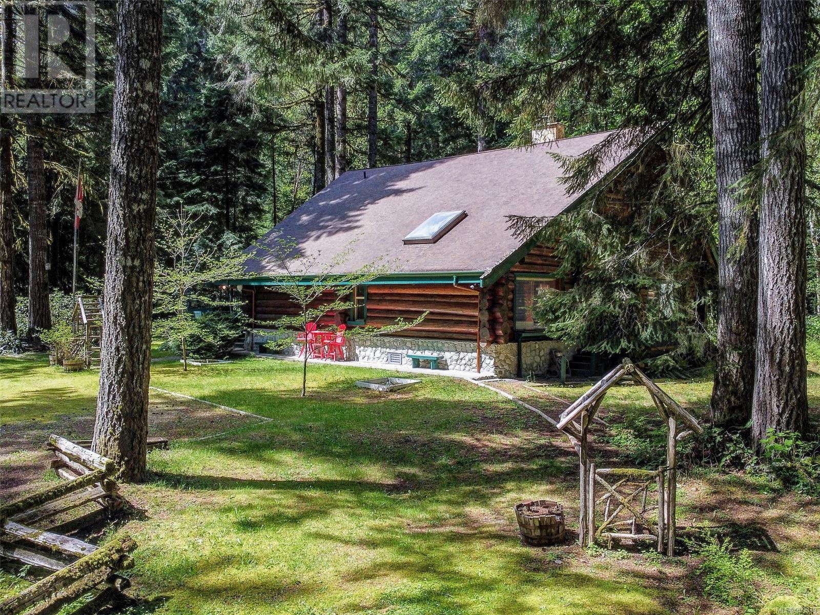 7363 Walton Rd, Honeymoon Bay, British Columbia