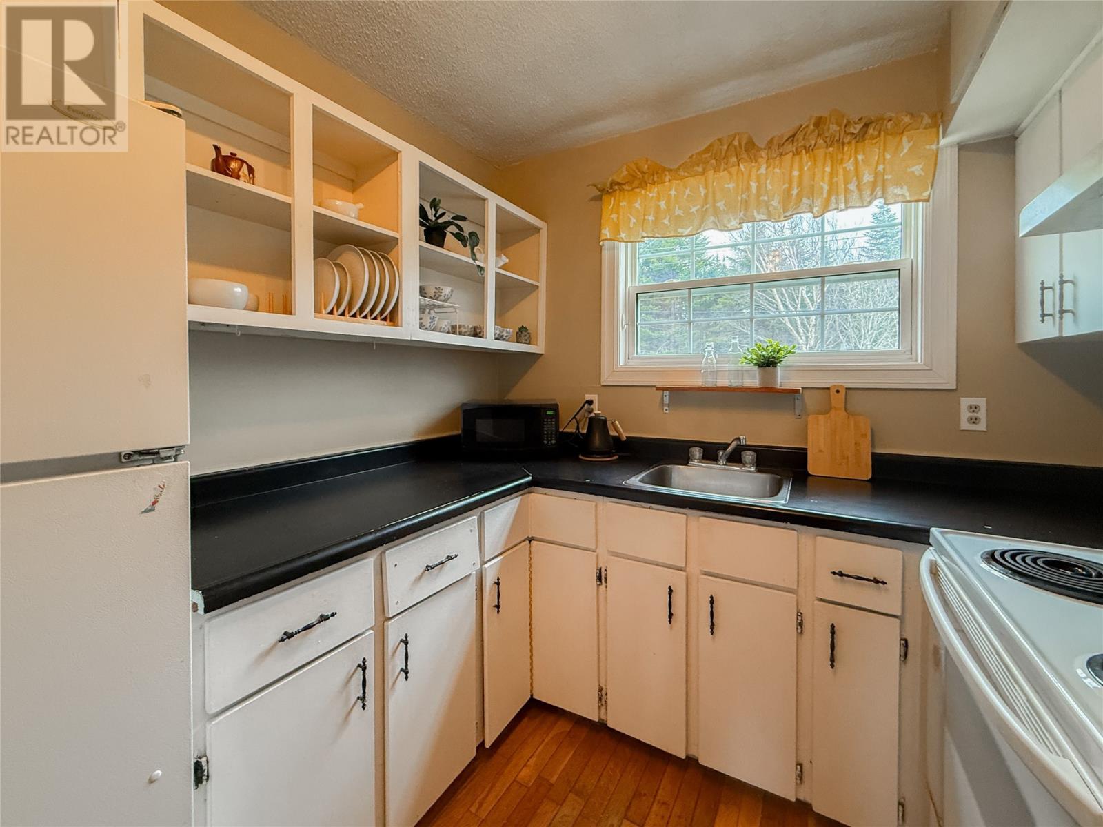 Property at 91 Fahey Street image 5