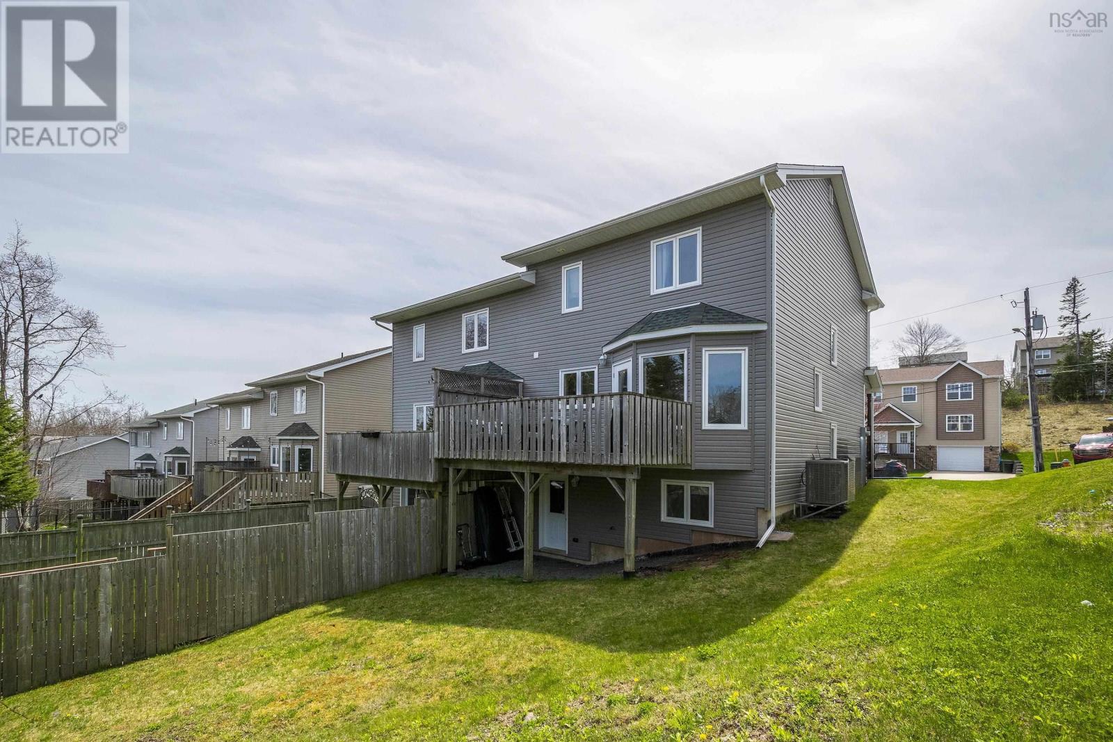 Property at 31 Avebury Court image 2