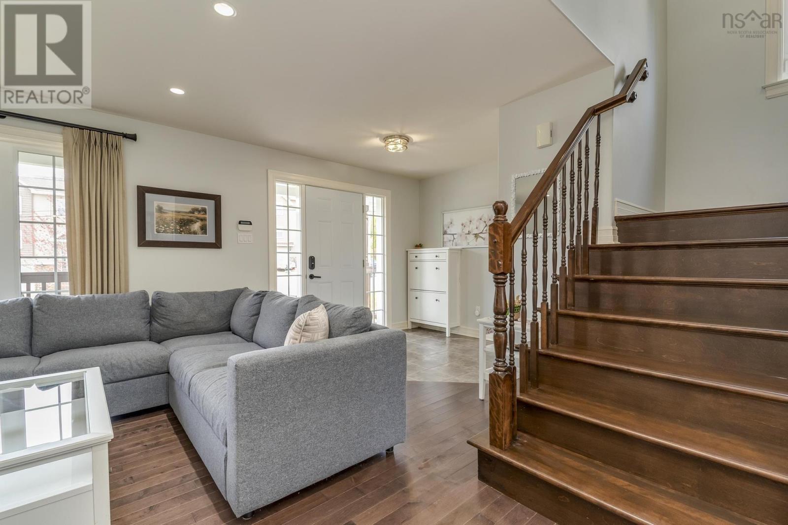 Property at 31 Avebury Court image 5