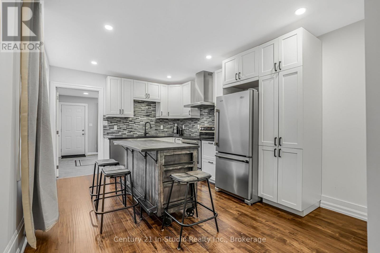 362 11th Street W, Owen Sound, Ontario  N4K 3S8 - Photo 15 - X12136437