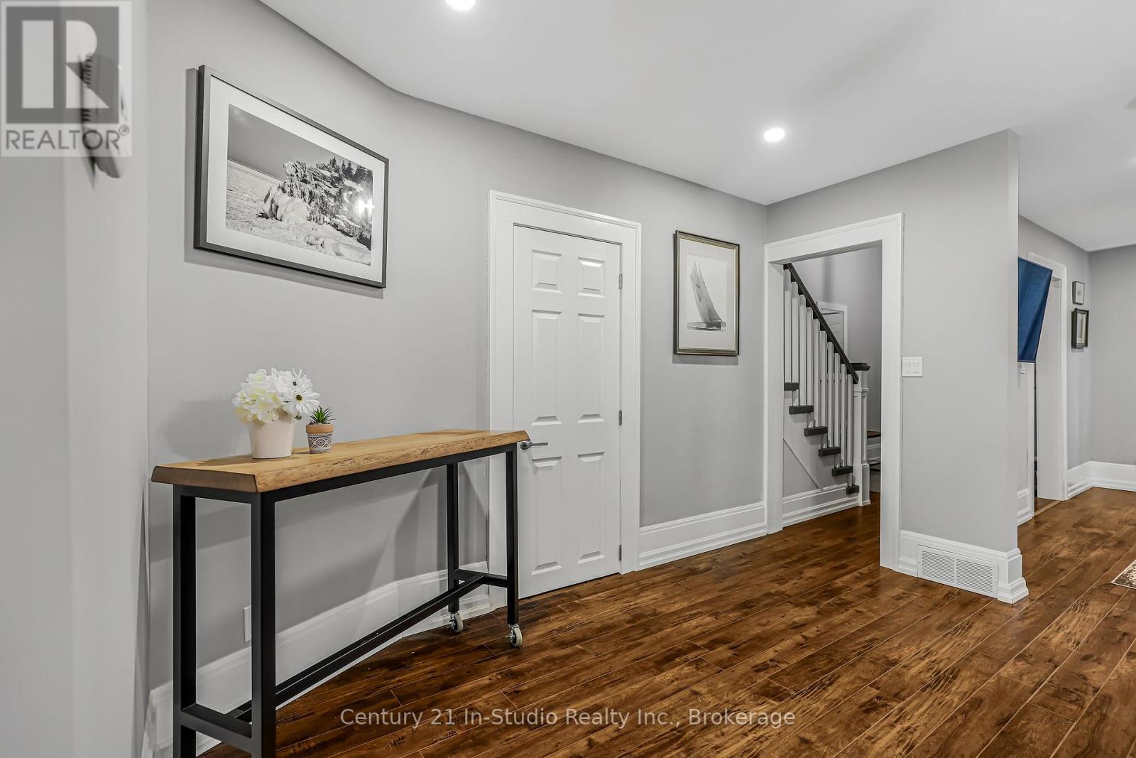 362 11th Street W, Owen Sound, Ontario  N4K 3S8 - Photo 12 - X12136437