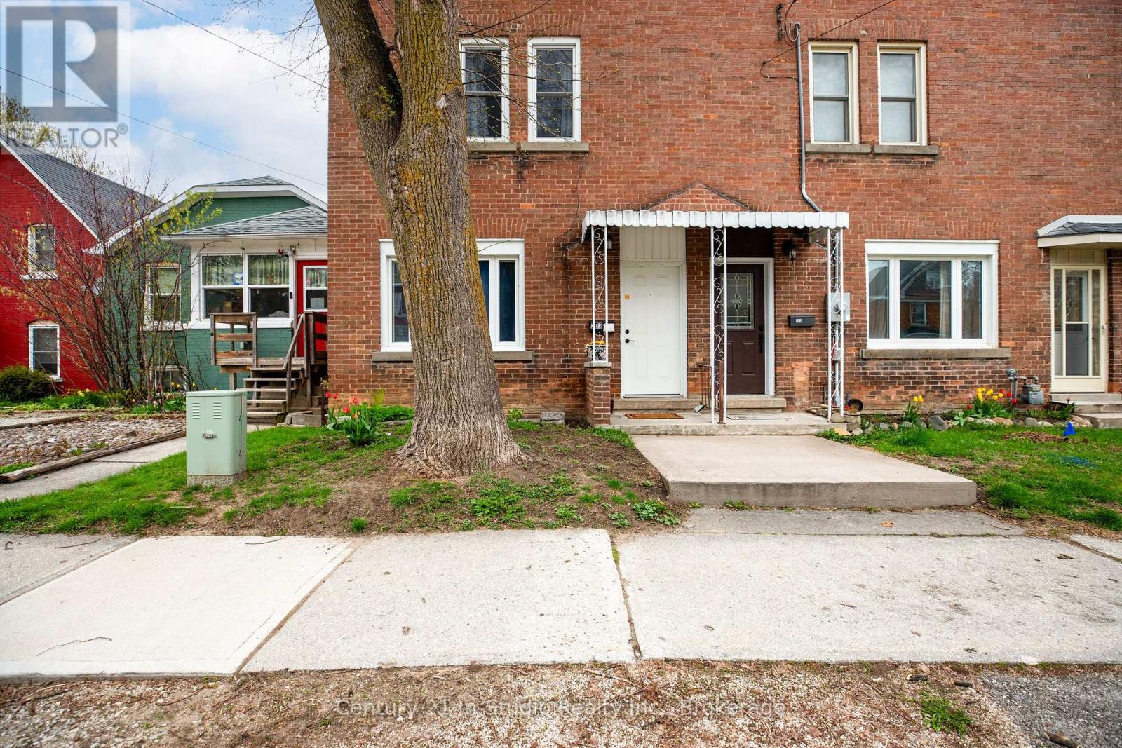 362 11th Street W, Owen Sound, Ontario  N4K 3S8 - Photo 2 - X12136437