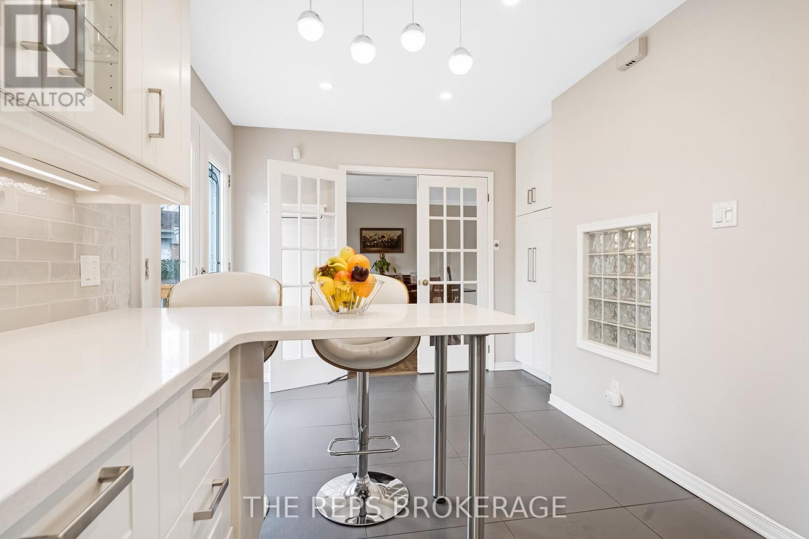 3062 Upper Otterson Place, Ottawa, Ontario  K1V 7B6 - Photo 14 - X12110720