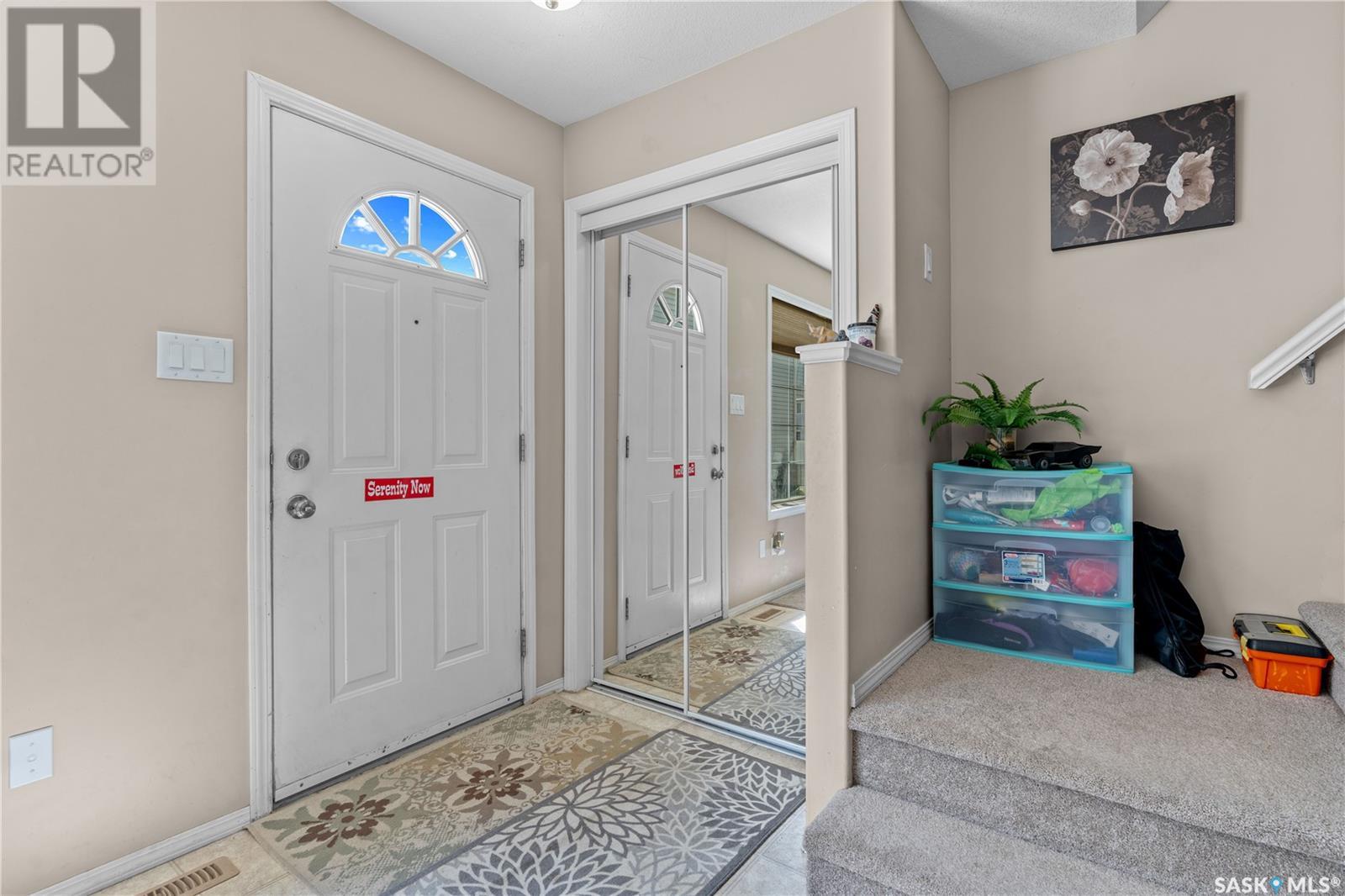 2750 Cranbourn Crescent, Regina, Saskatchewan  S4V 3C1 - Photo 3 - SK005452