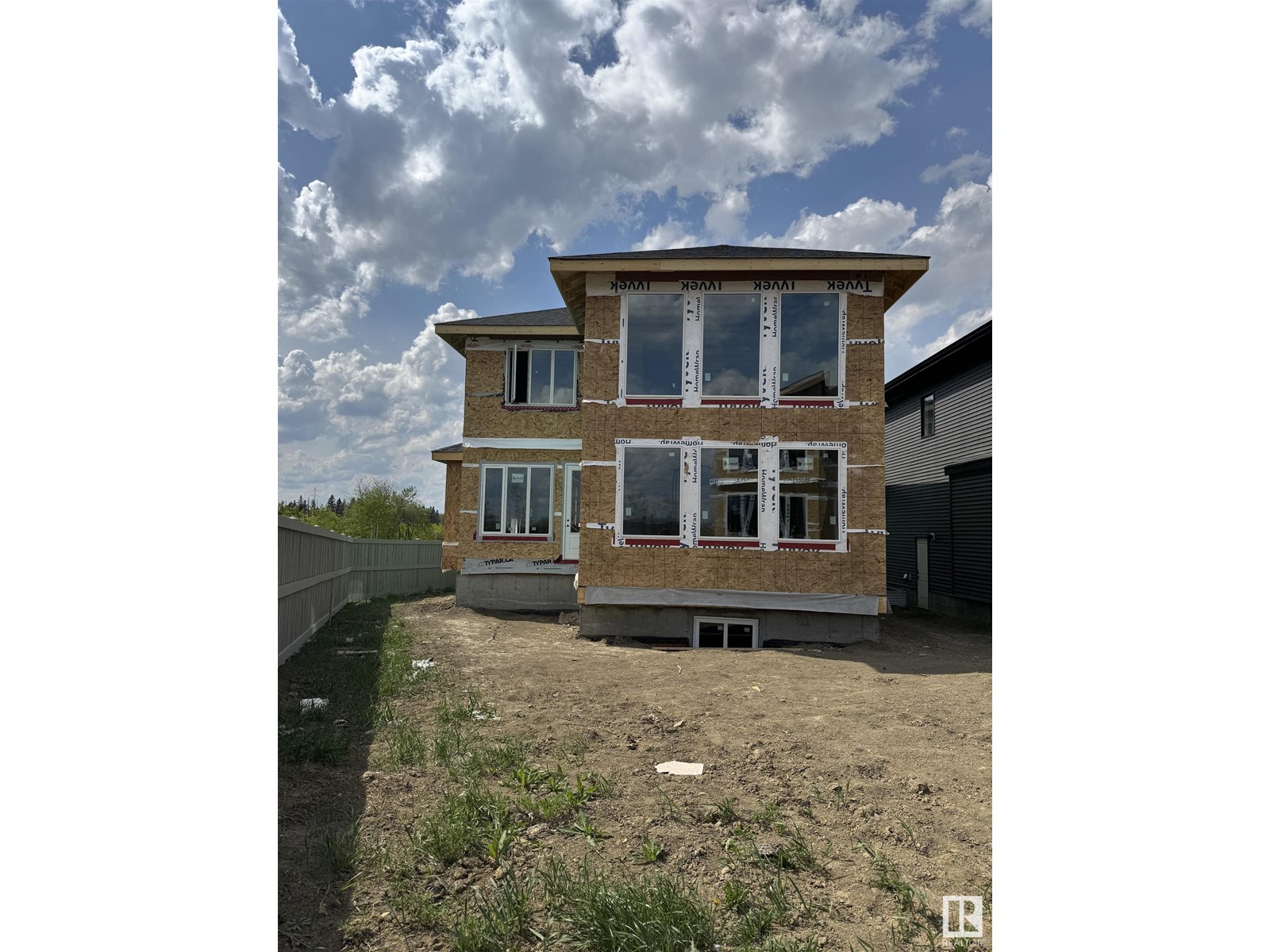 Property at 17107 3 ST NW NW image 2