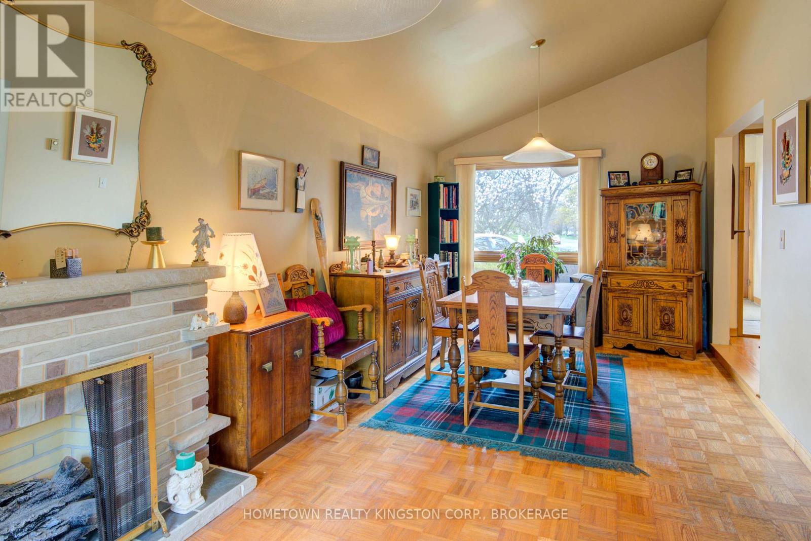 59 Holland Crescent, Kingston, Ontario  K7M 2V7 - Photo 8 - X12141275
