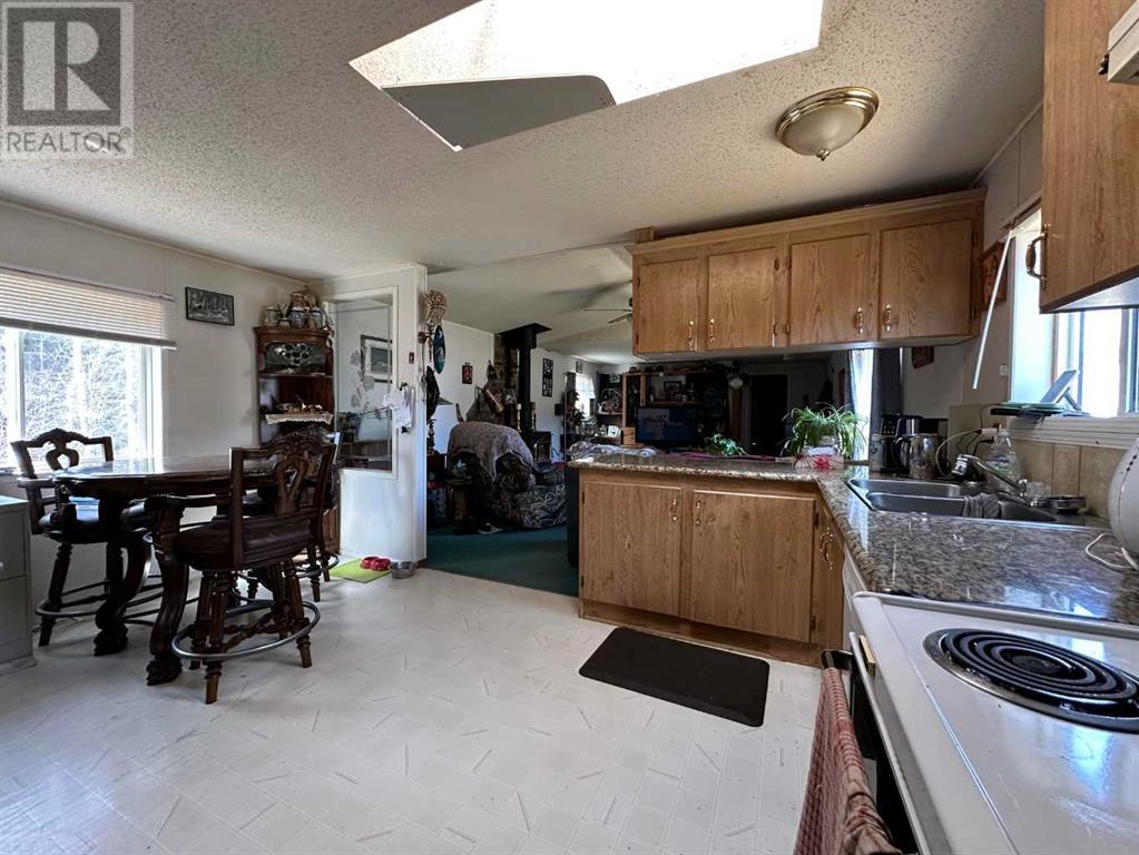 15179 Old Trail, Plamondon, Alberta  T0A 2T0 - Photo 11 - A2213612