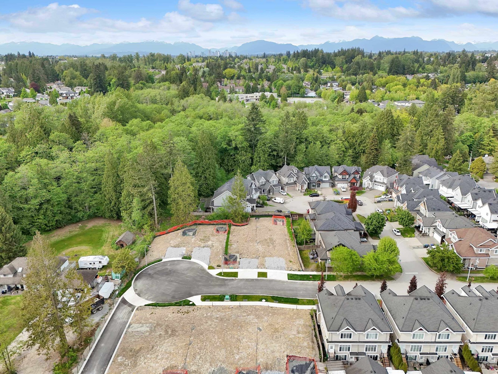 13933 64a Avenue, Surrey, British Columbia  V3W 1Y7 - Photo 13 - R2999595