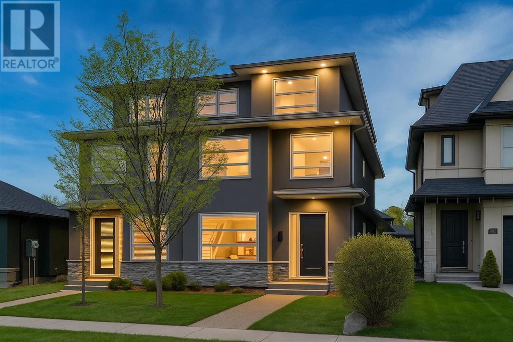 Property at 2322 24 Avenue SW image 3