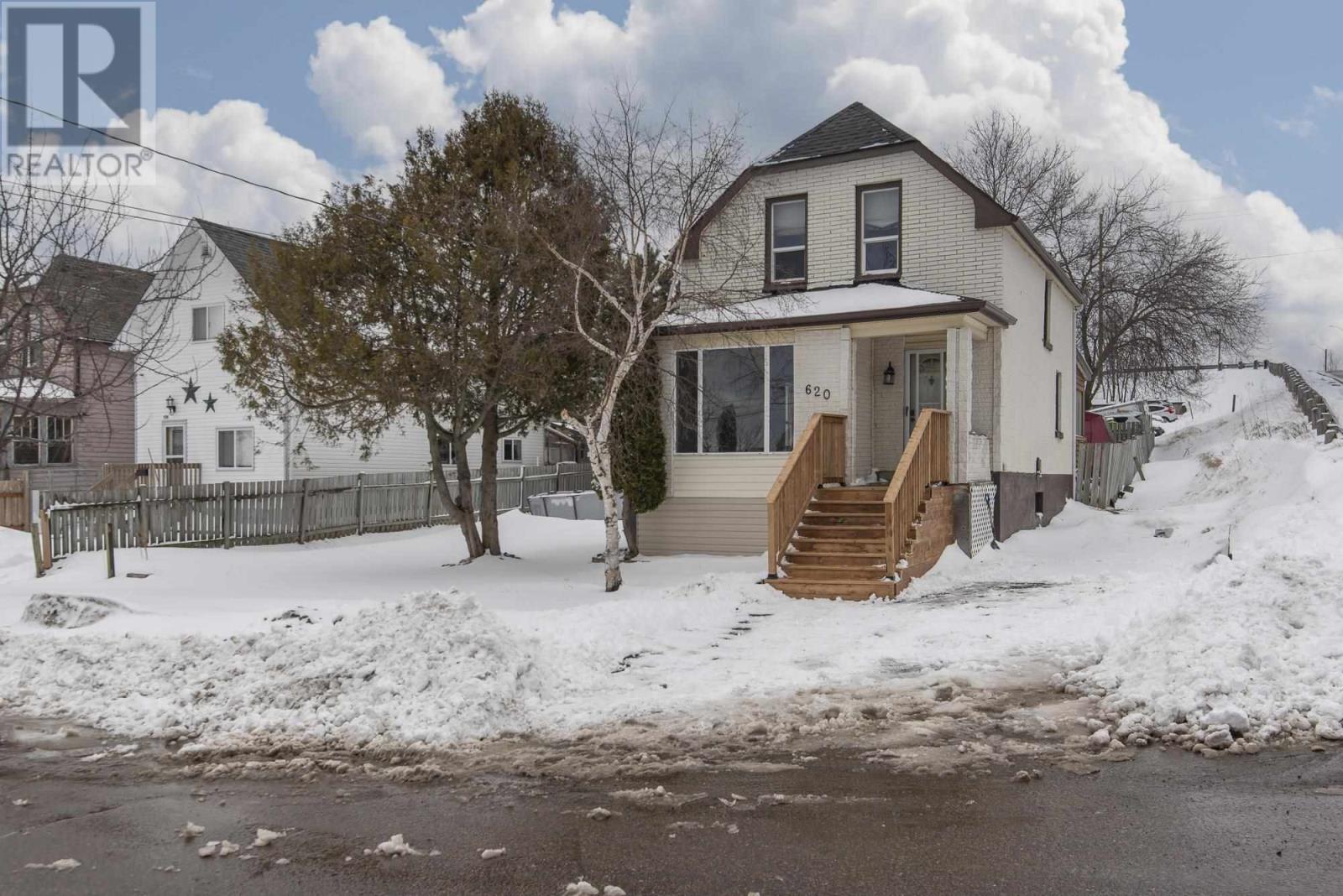 Property at 620 Helen ST image 2