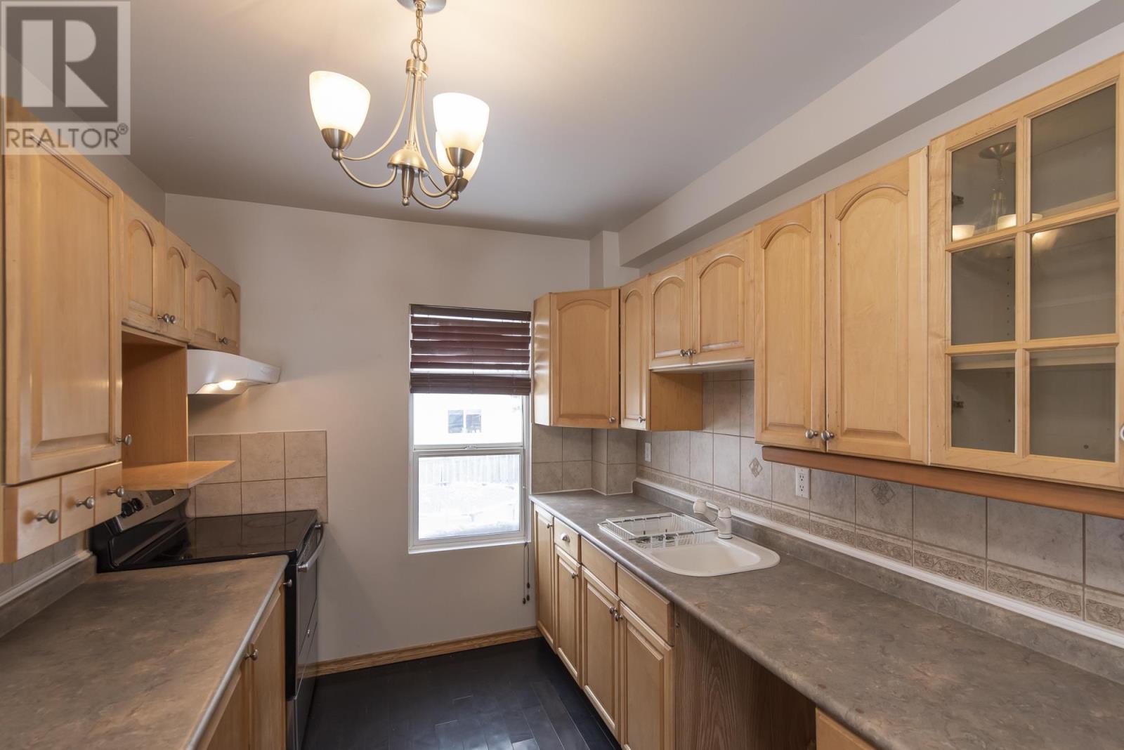 Property at 620 Helen ST image 3