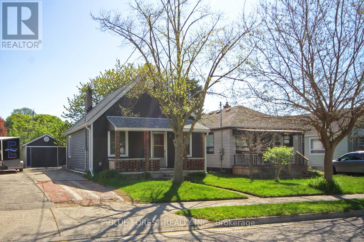 272 SANDERS STREET, London East, Ontario