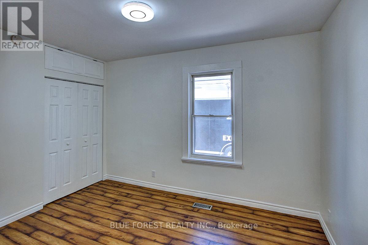272 Sanders Street, London East, Ontario  N5Z 2T2 - Photo 12 - X12141133