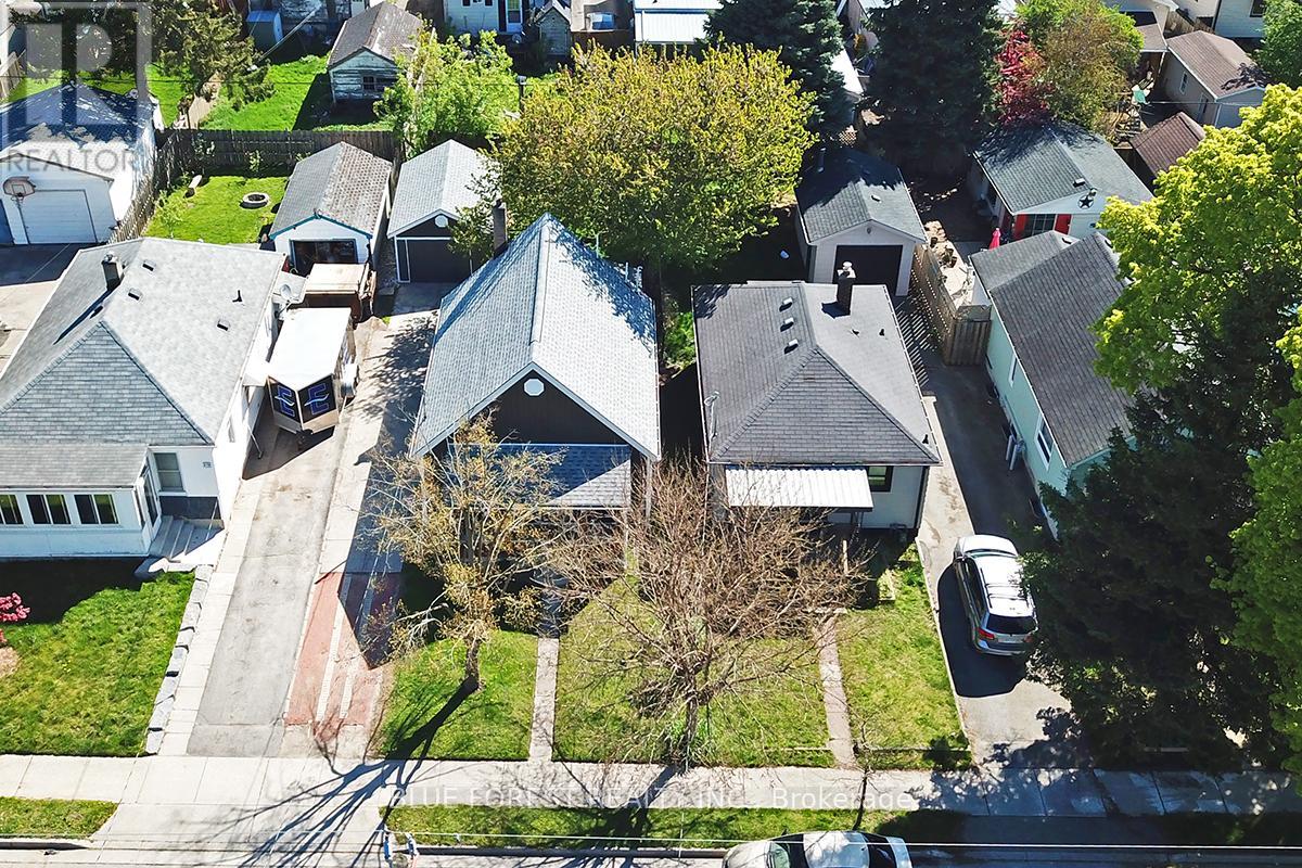 272 Sanders Street, London East, Ontario  N5Z 2T2 - Photo 23 - X12141133