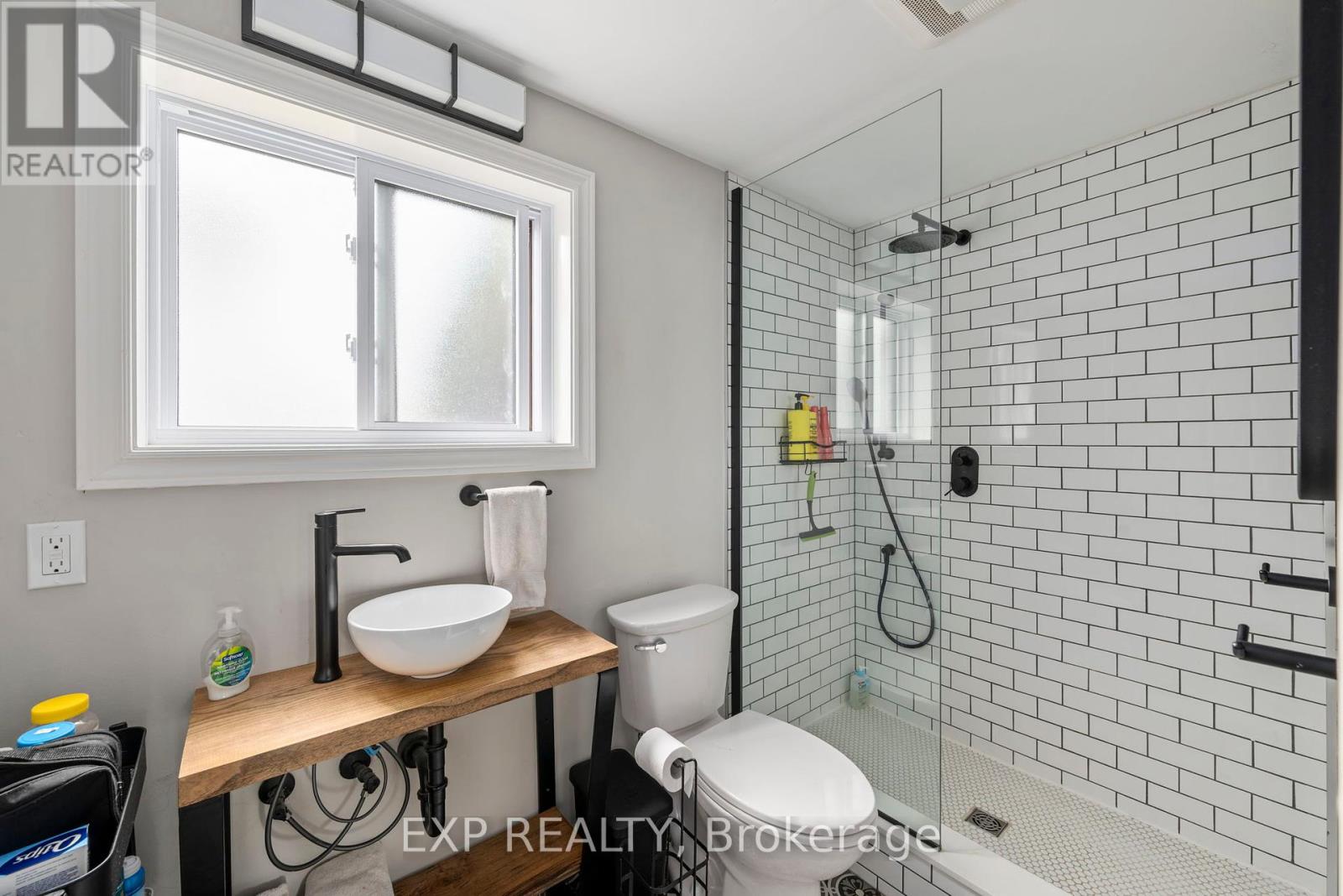 3862 Trafalgar Street, Thames Centre, Ontario  N6M 1H6 - Photo 31 - X12141185